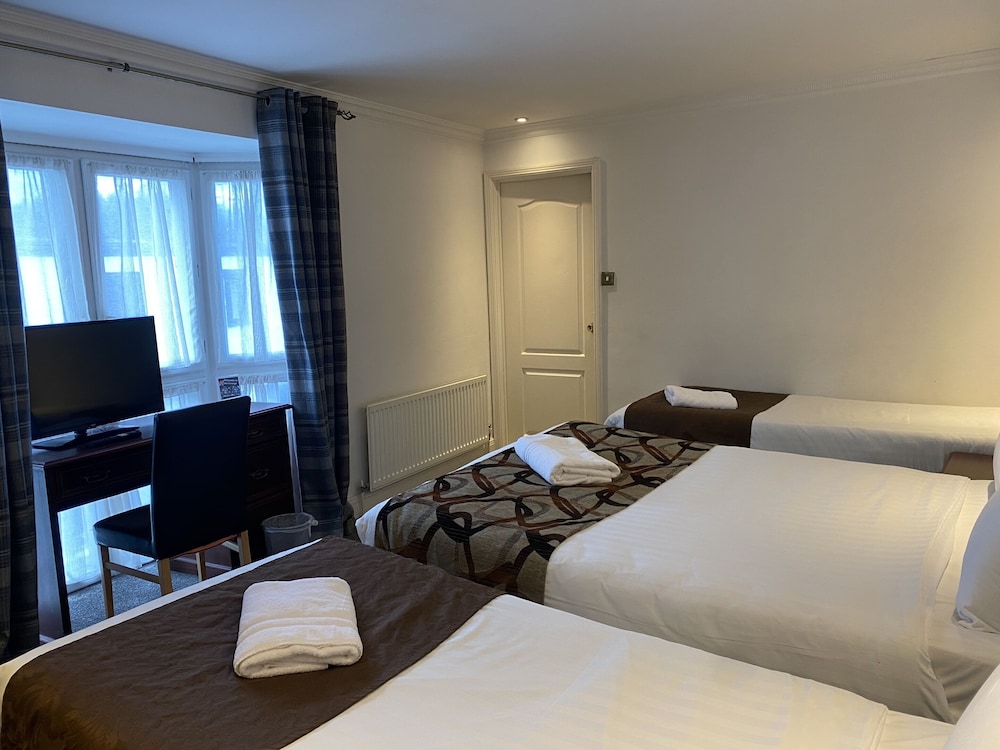 The George Hotel 12/30