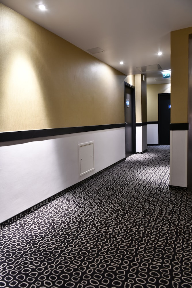In Situ Hotel 16/50