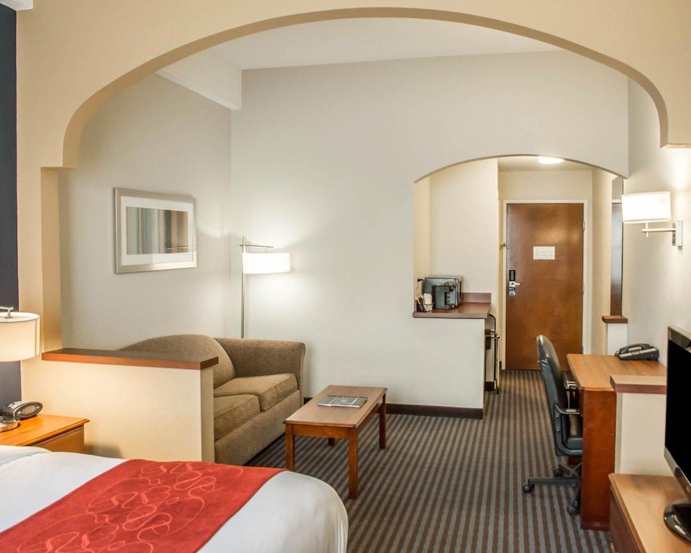 Fairfield Inn & Suites Newport Cincinnati 26/36