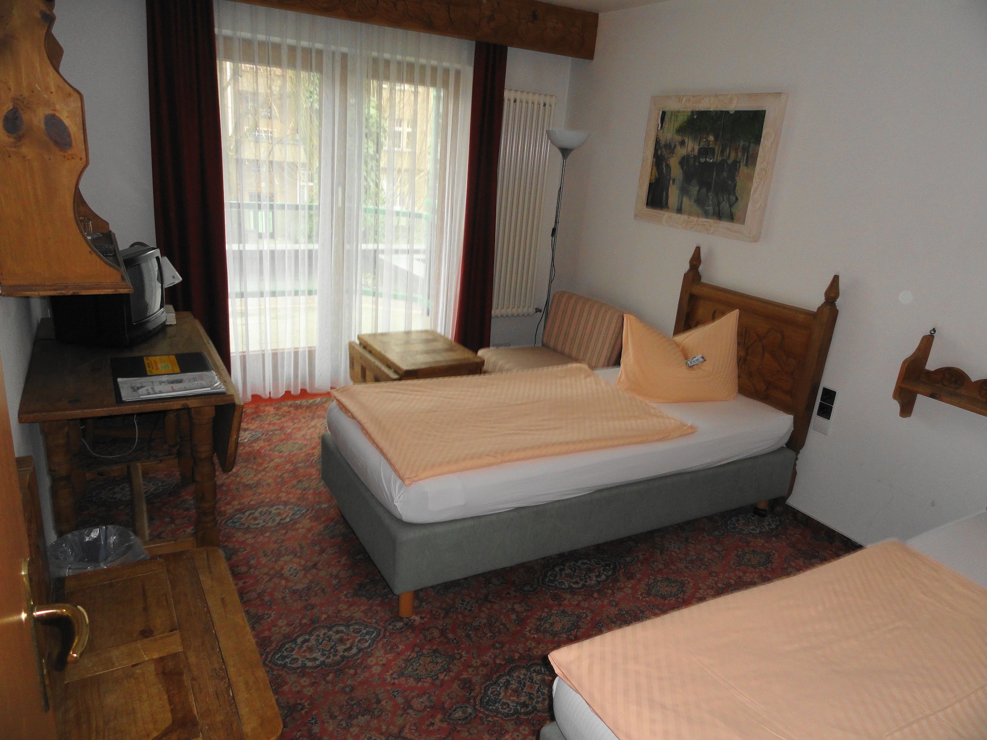 STANDARD, TWIN BEDS