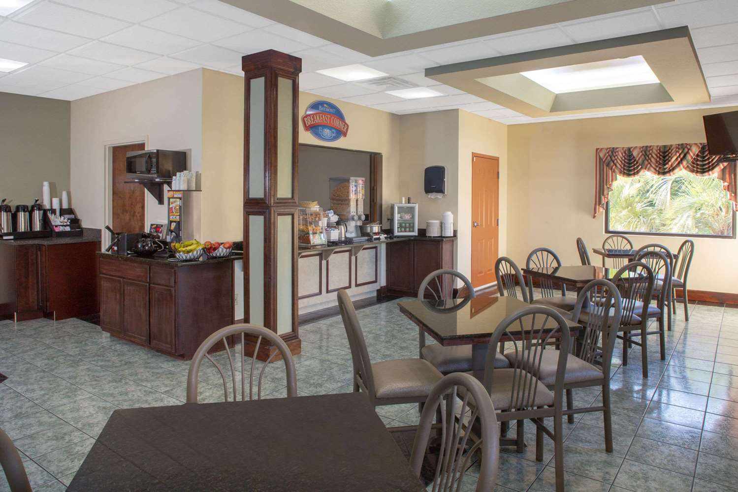 Baymont by Wyndham Midway/Tallahassee 42/58