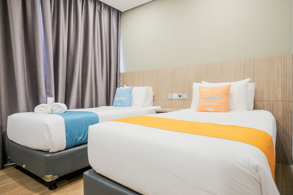 Sans Hotel Puri Indah Jakarta 23/62