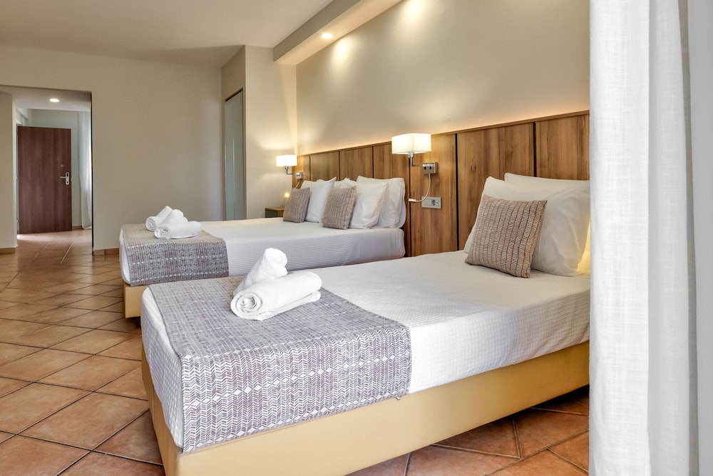 Superior, Family, Double Bed, Land View, Sofa