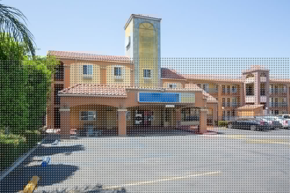 Heritage Inn And Suites image