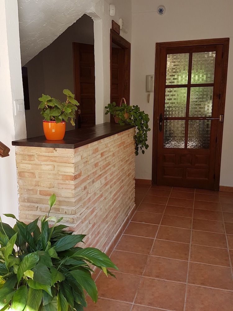 Lobby at HOSTAL SIERRA DEL AGUA, Paterna del Madera