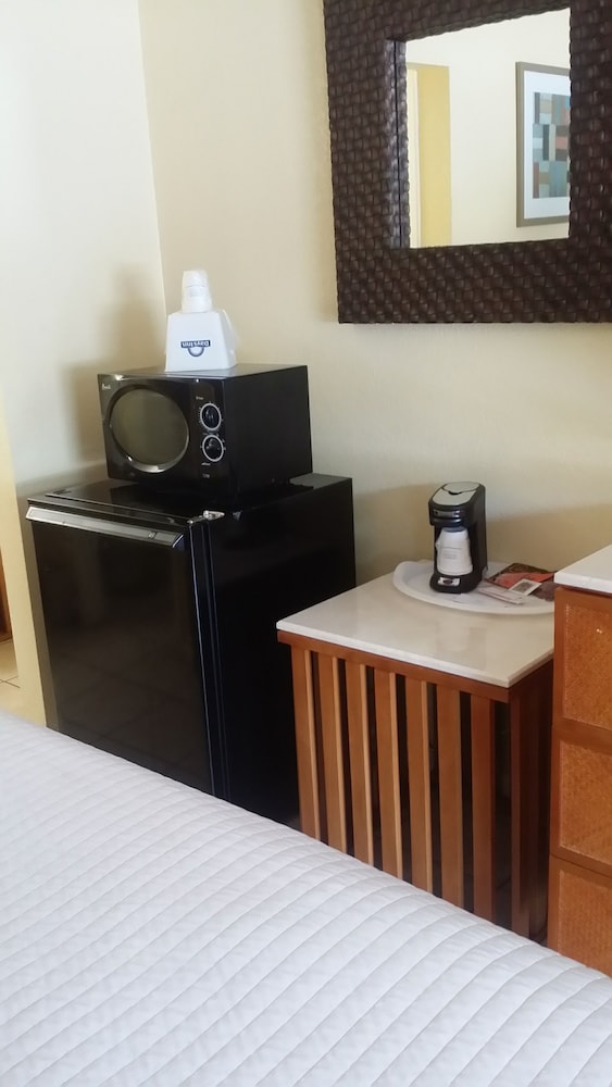 Days Inn By Wyndham Cocoa Cruiseport West At I-95/524 4/42