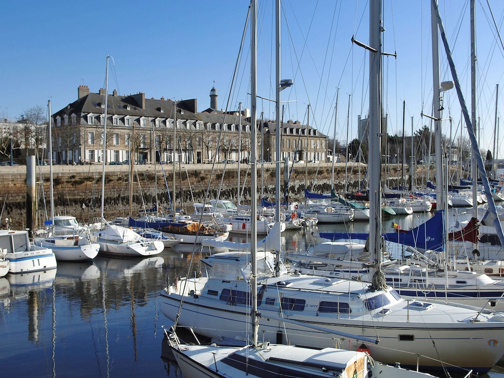 Mercure Lorient Centre Hotel 19/68