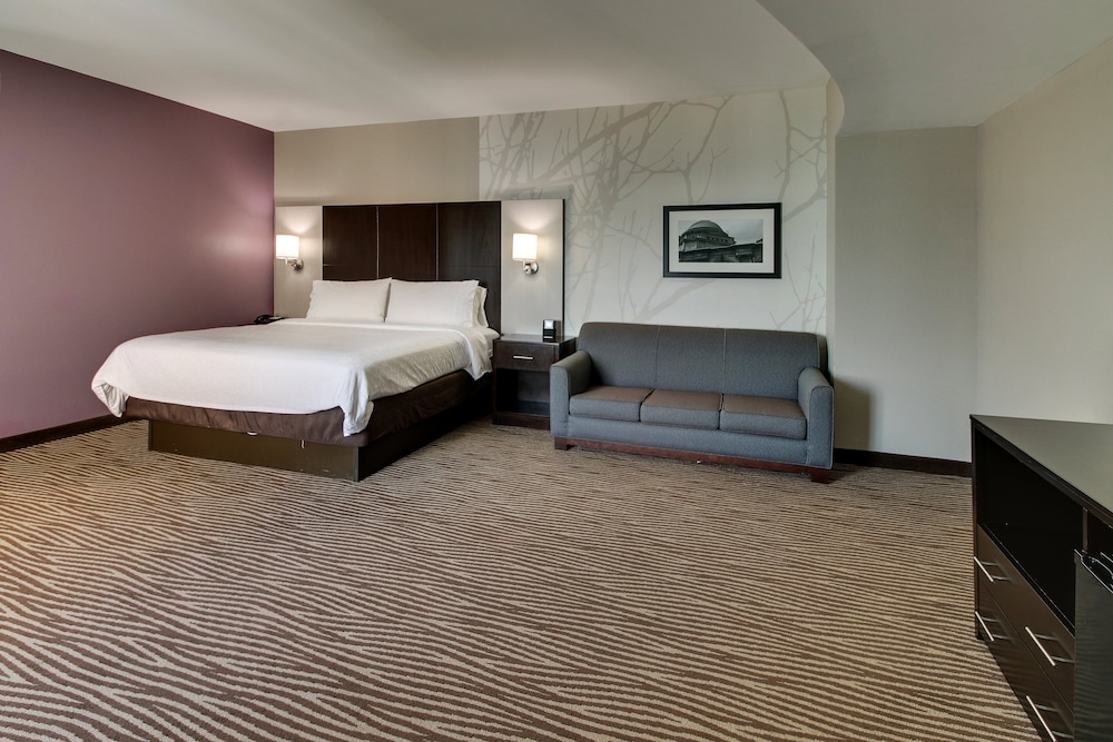 Holiday Inn Express Cheektowaga North East 21/46