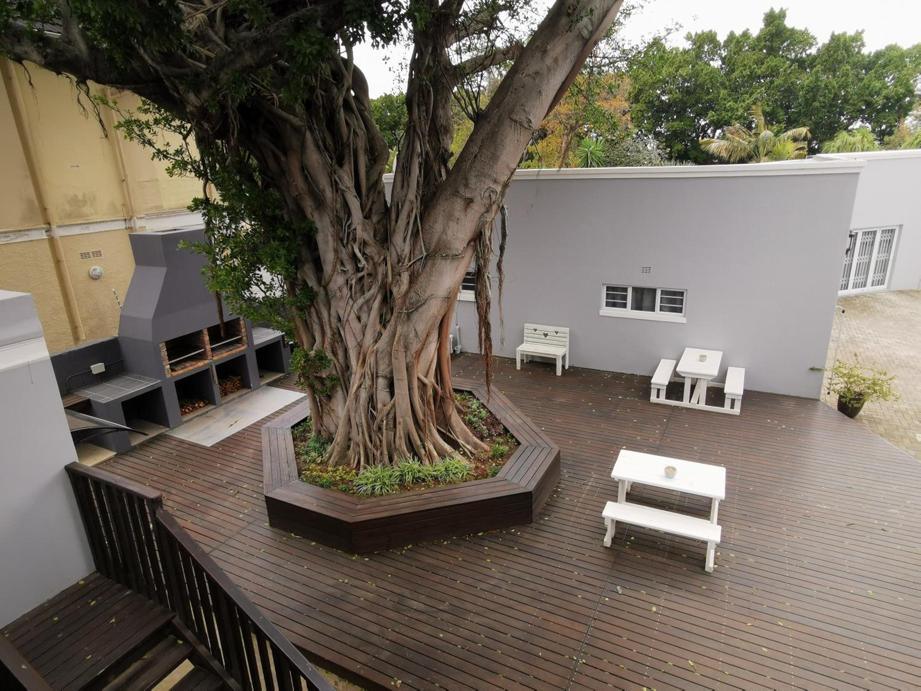 Dawson Manor Guest House 6/8