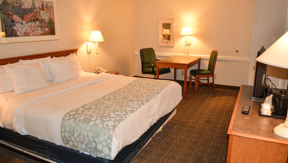 The Grand by Capital O Texarkana I-30 13/50