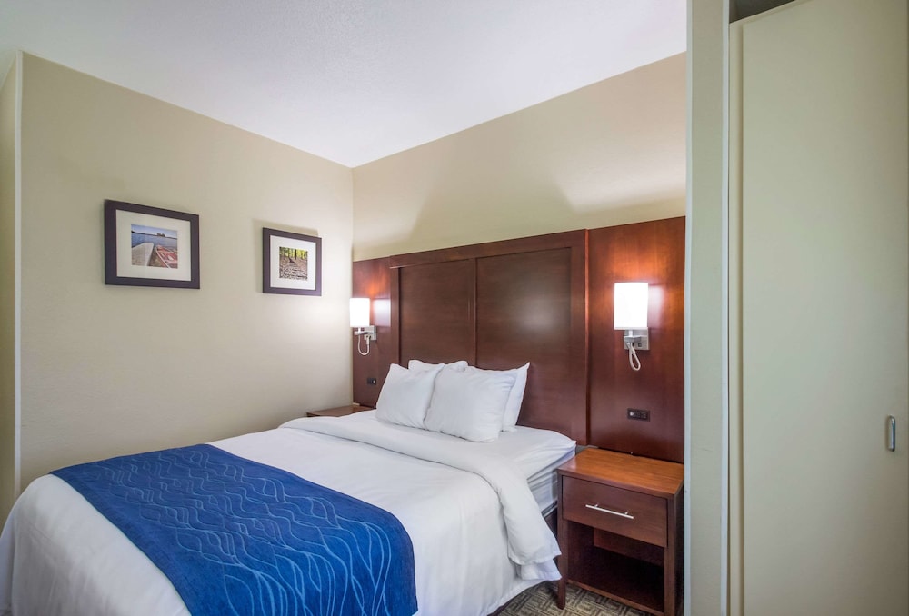 Quality Inn & Suites Green Bay - Ashwaubenon 14/50