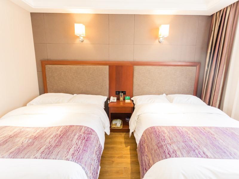 GreenTree Alliance Pudong New District Disneyland North Gate Hotel 11/42