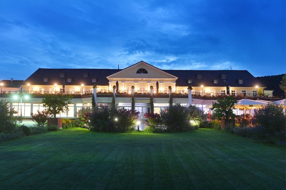 Kurpark-Hotel Bad Durkheim 2/43