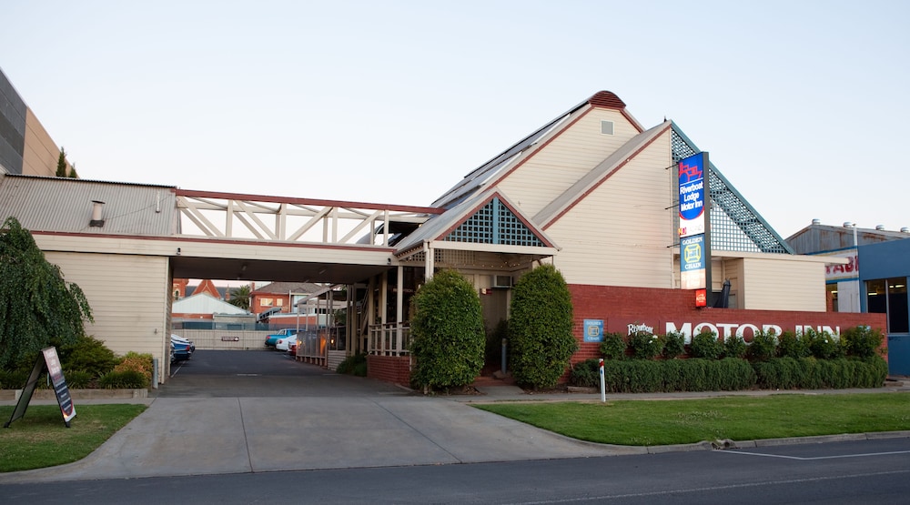Mas Country Riverboat Lodge Motor Inn 3/28