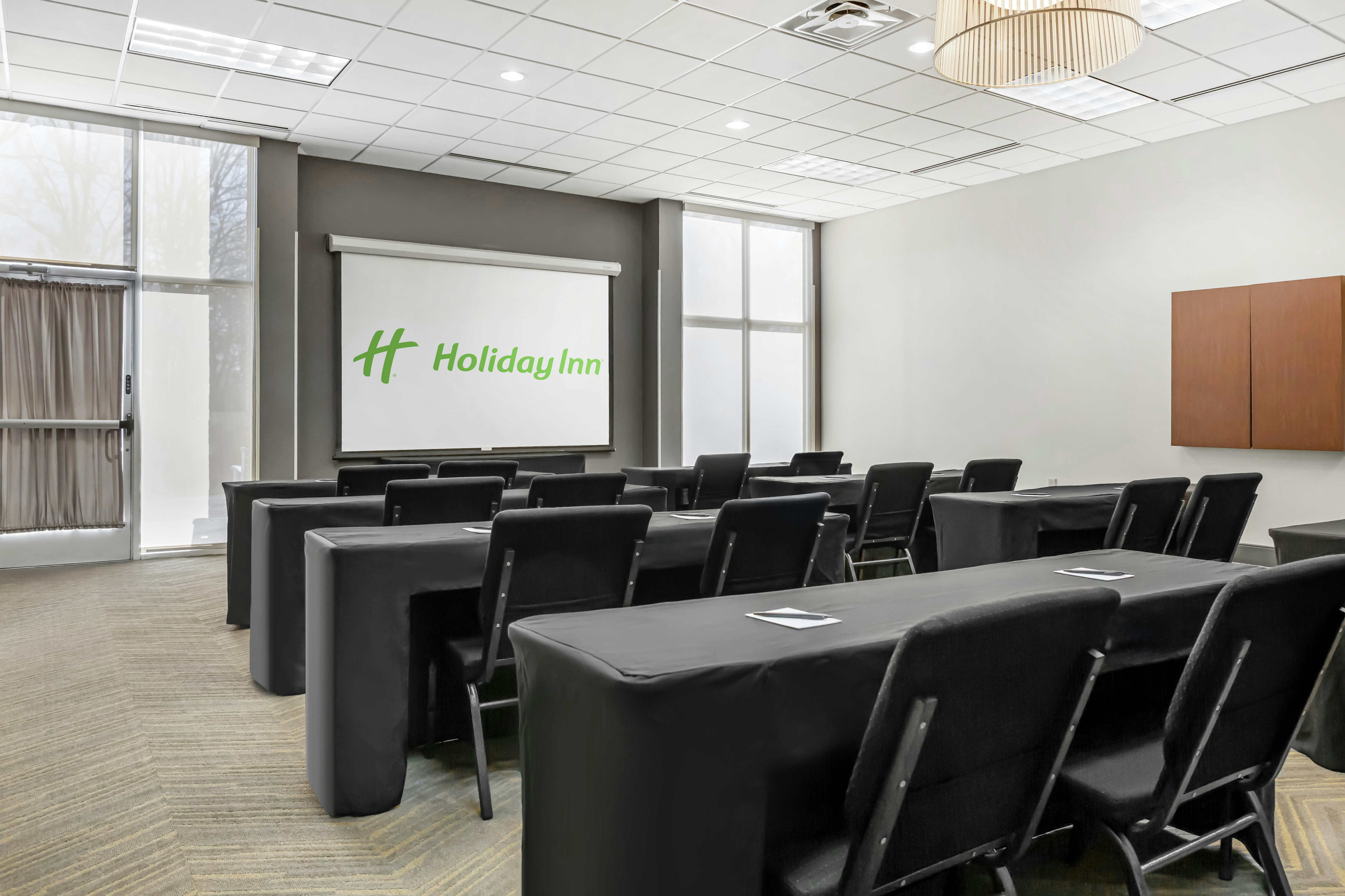 Holiday Inn Louisville Airport South 51/62