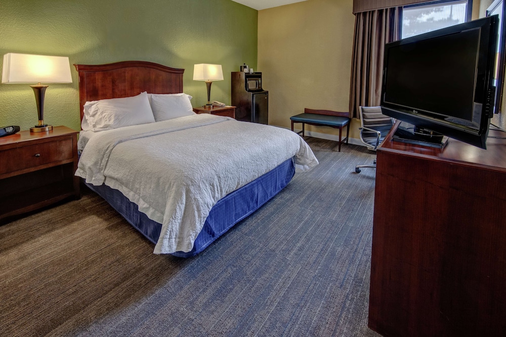 Hampton Inn Raleigh/Cary 22/45