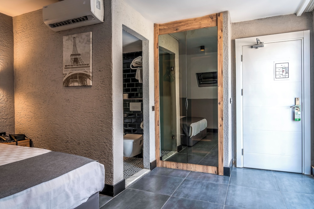 Mielo Lara Hotel 23/47