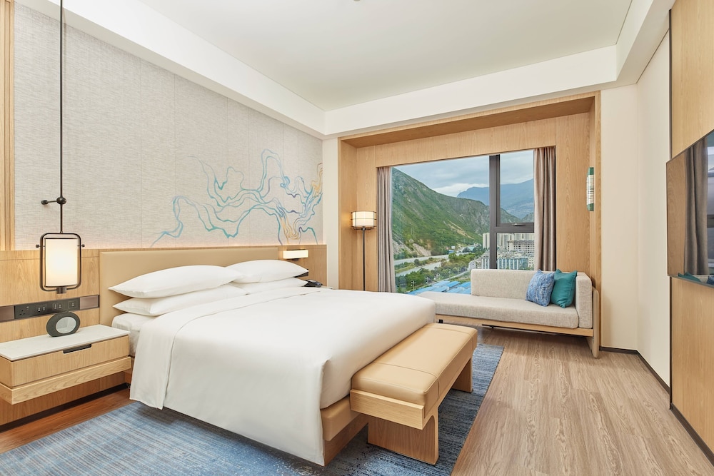 Delta Hotels By Marriott Jiuzhaigou 12/50