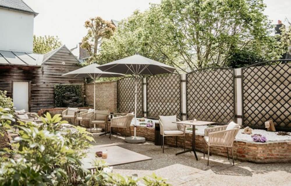 La Villa 10 42/50