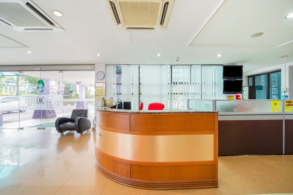 Lobby at Hotel O Kulim Inn, KULIM