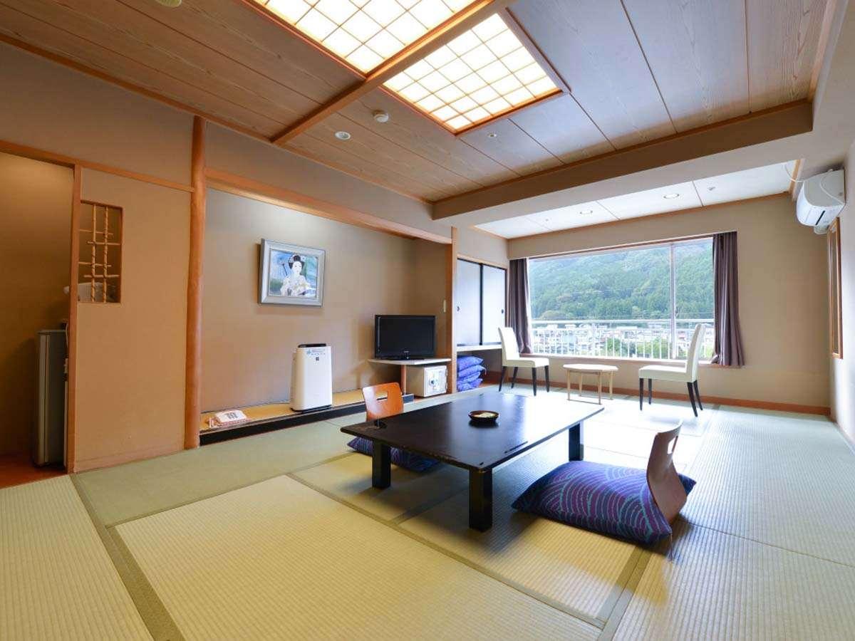 Interior, Japanese, Superior, 6 Futon Beds, Riverside