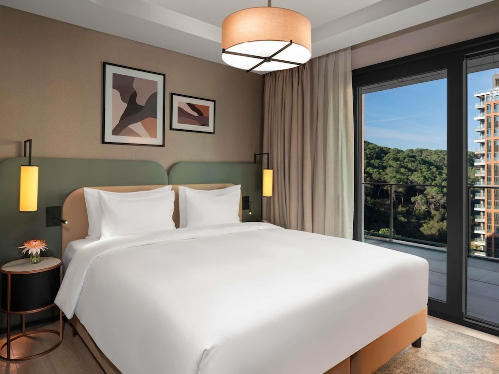 Movenpick Living Istanbul Saklivadi 24/59