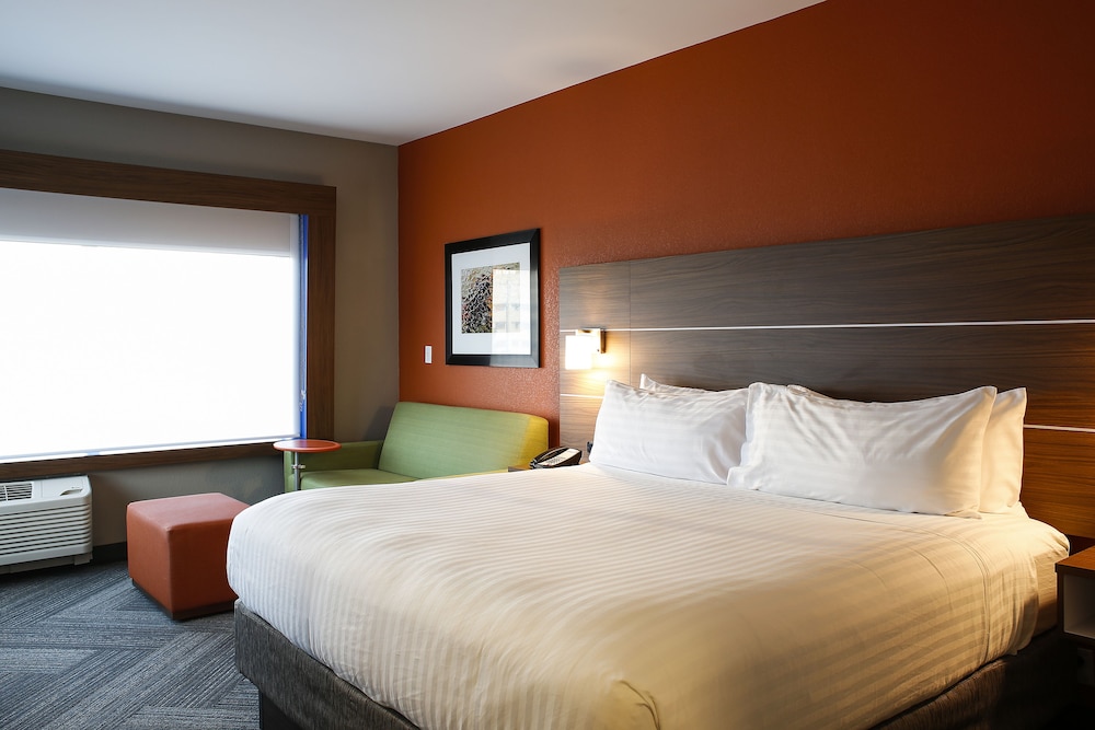 Holiday Inn Express And Suites Louisville Downtown 26/71