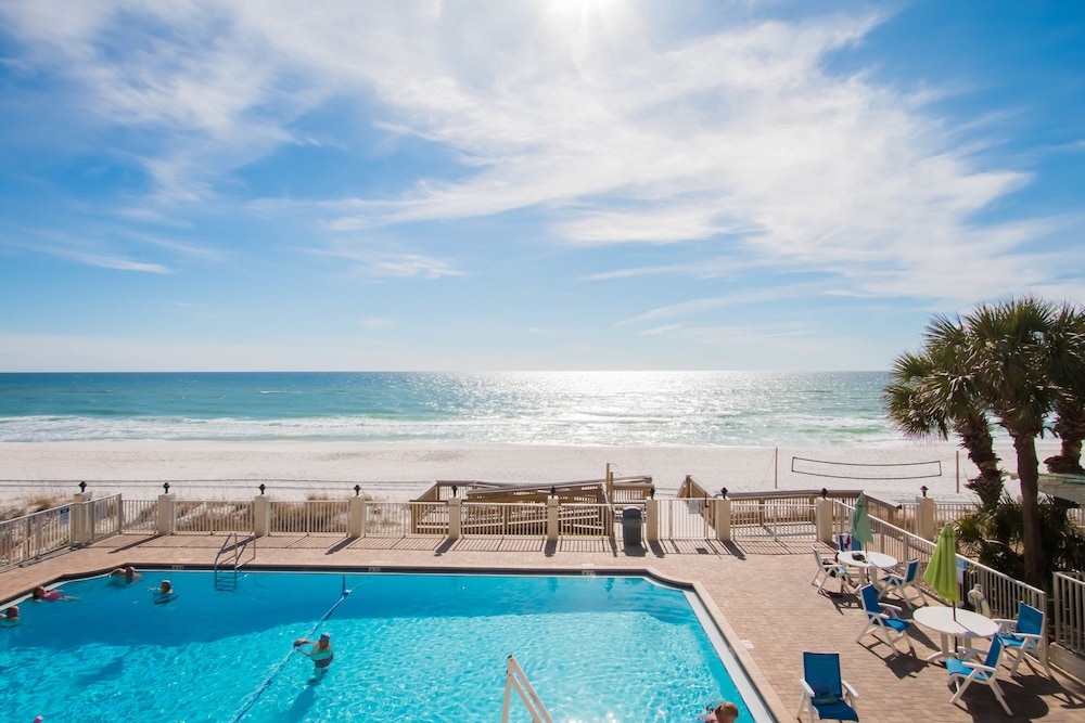 Beachside Resort 38/62