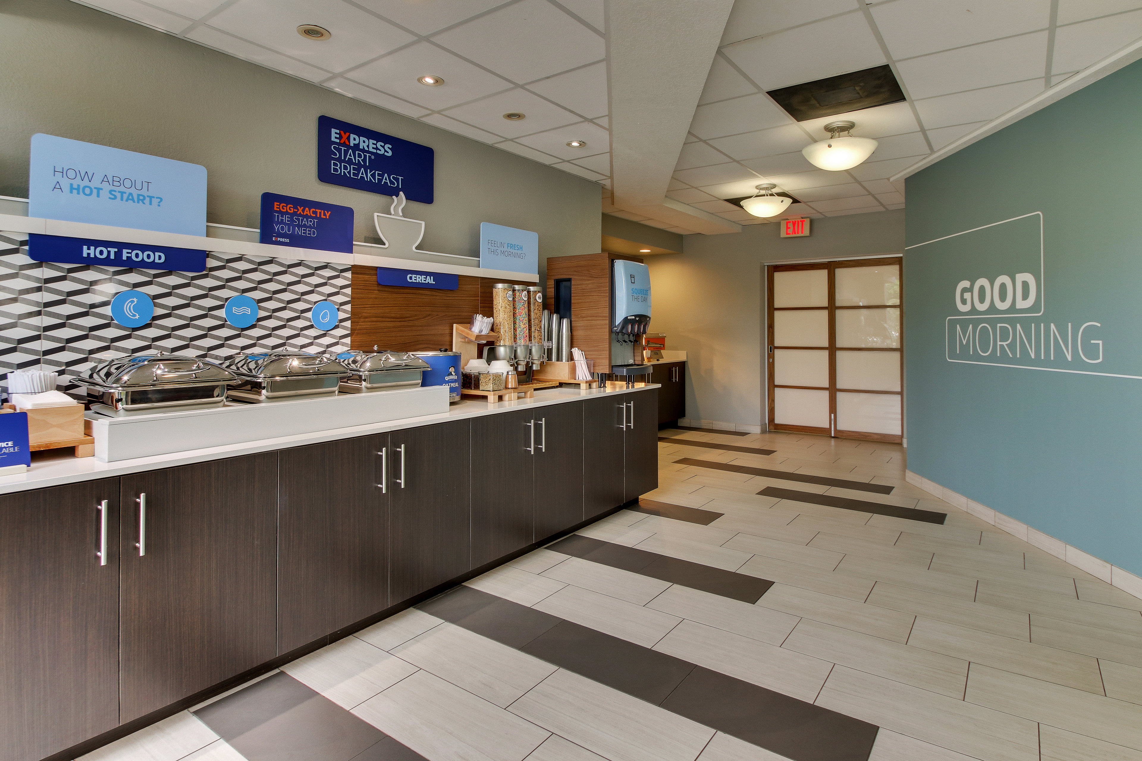 Holiday Inn Express West Palm Beach Metrocentre 11/74