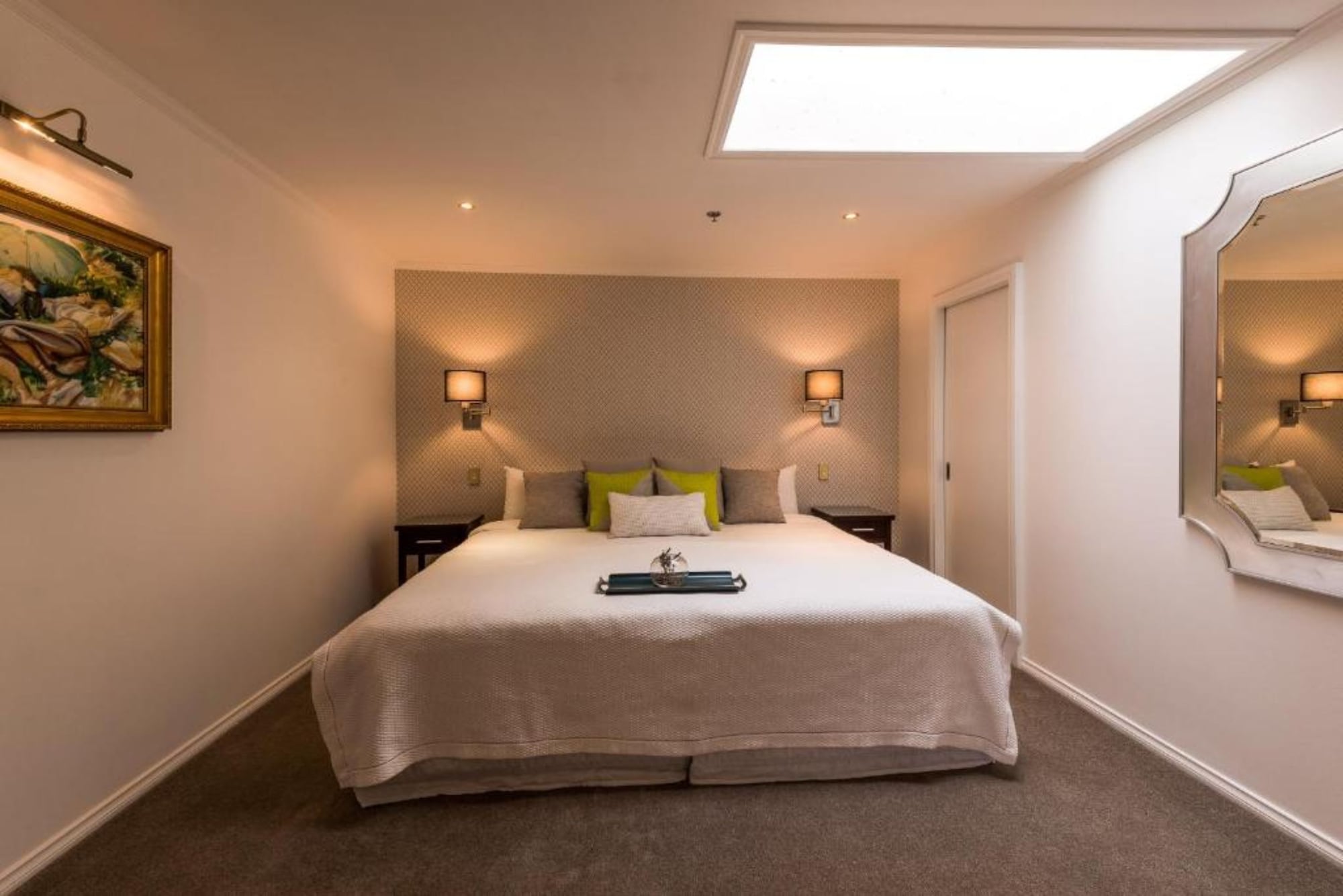 2 BEDROOMS, PENTHOUSE, APARTMENT