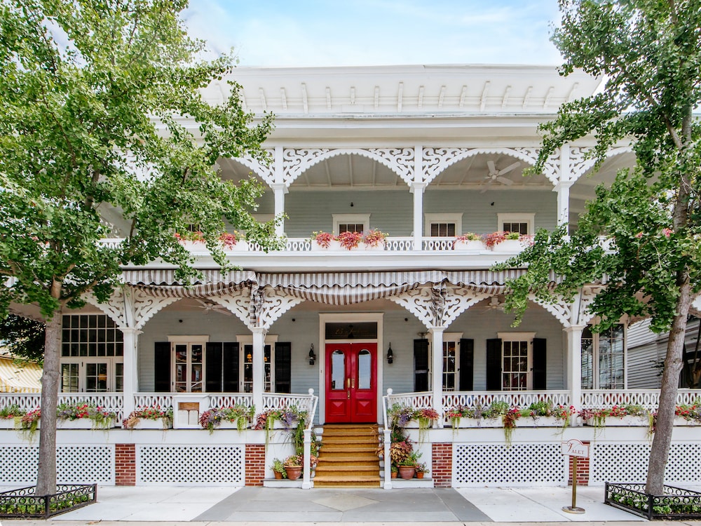 Virginia Hotel 3/48