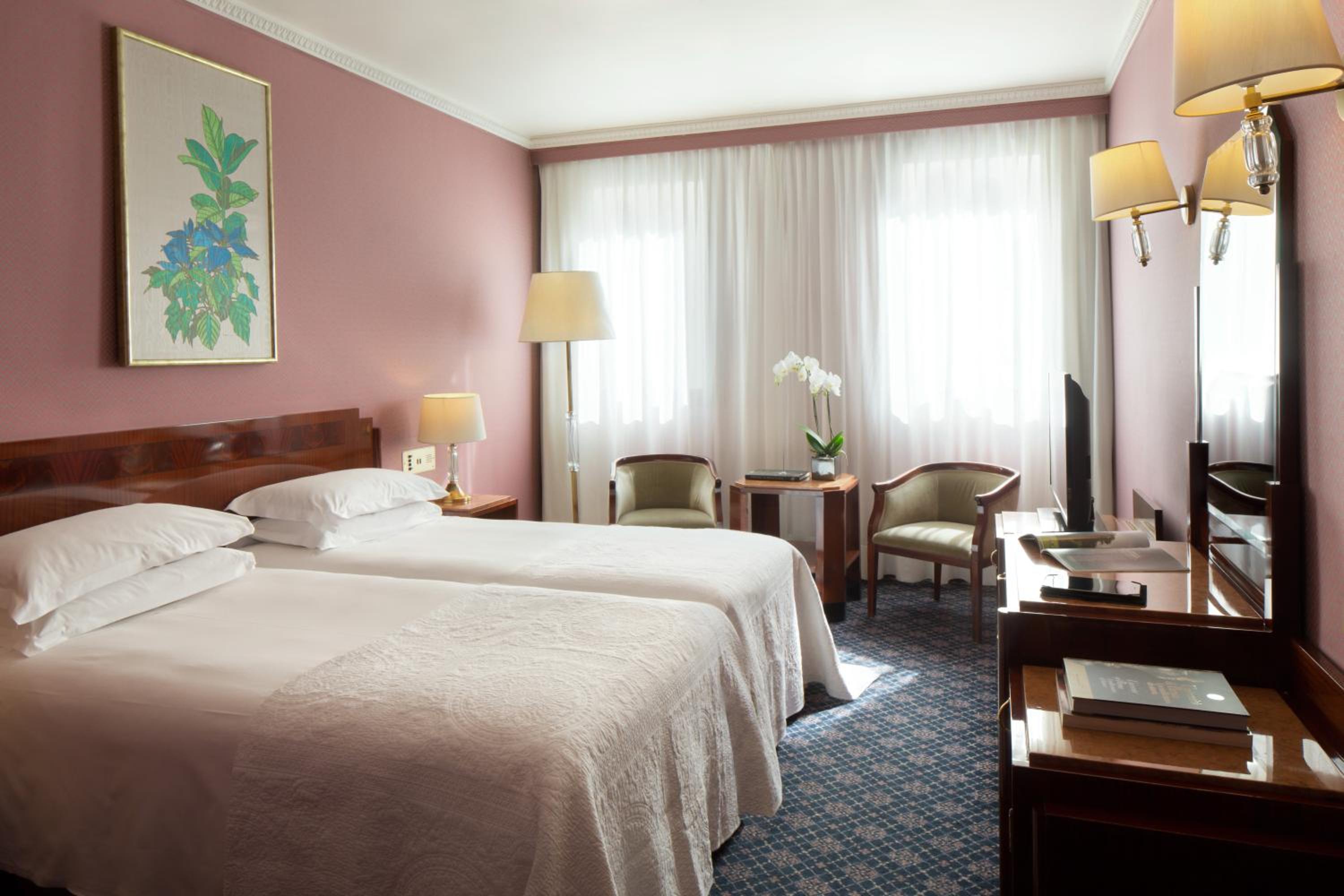 Room, Triple, Single Bed