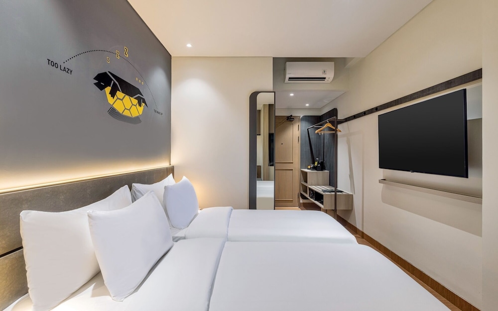 ROOMS INC Sudirman Jakarta 21/63