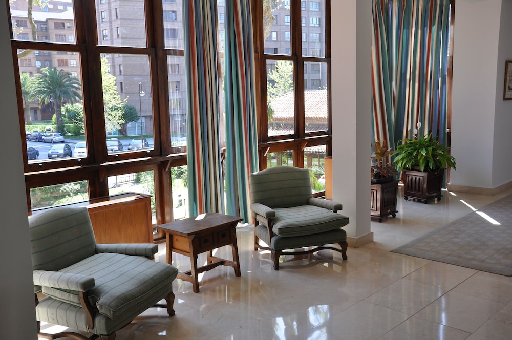 Parador de Gijon 24/50