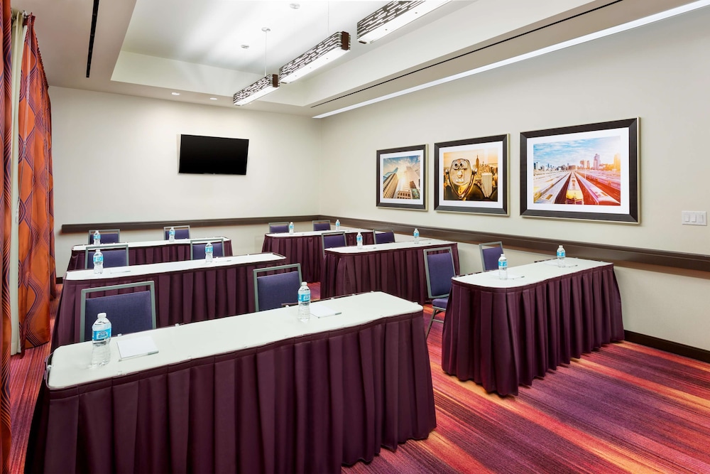 Hampton Inn Manhattan Times Square Central 38/43