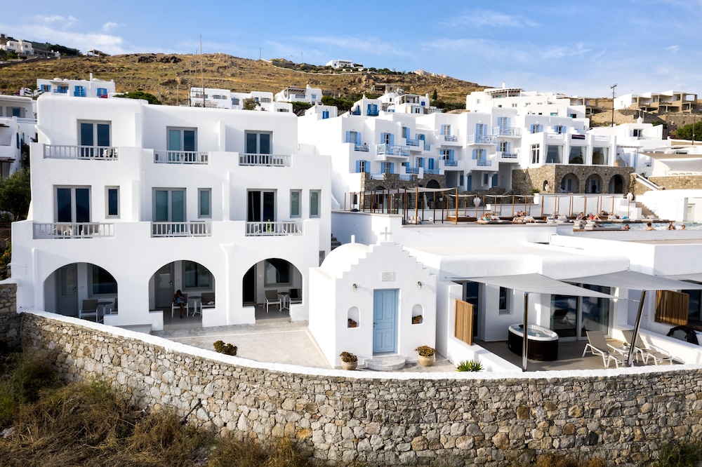 Manoula's Beach Mykonos Resort 2/49