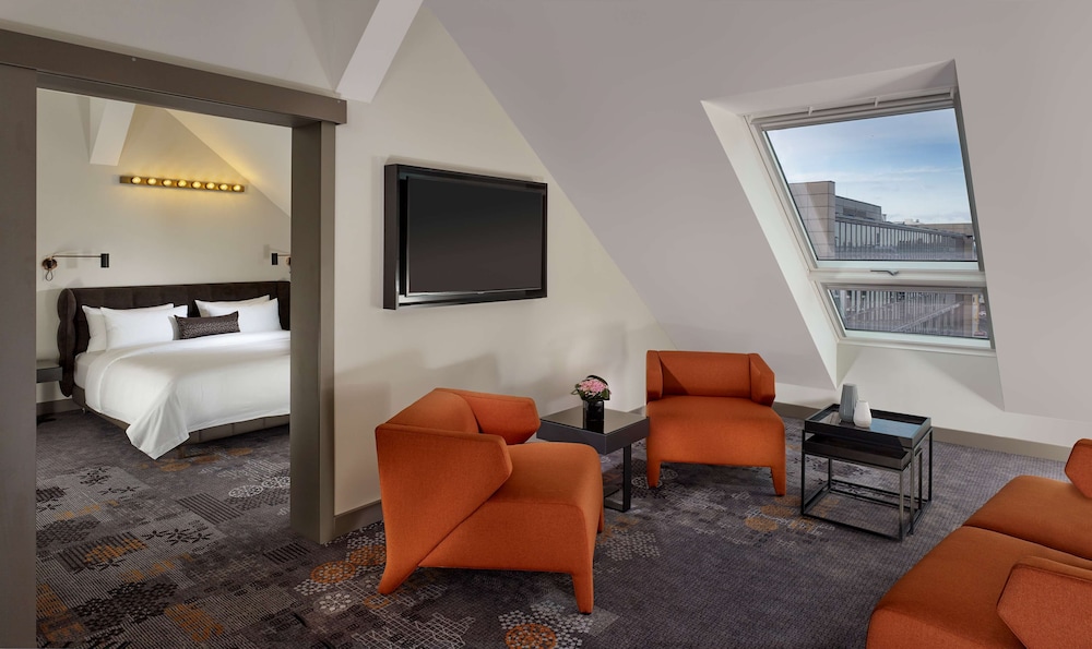 PARK PLAZA NUREMBERG 41/71