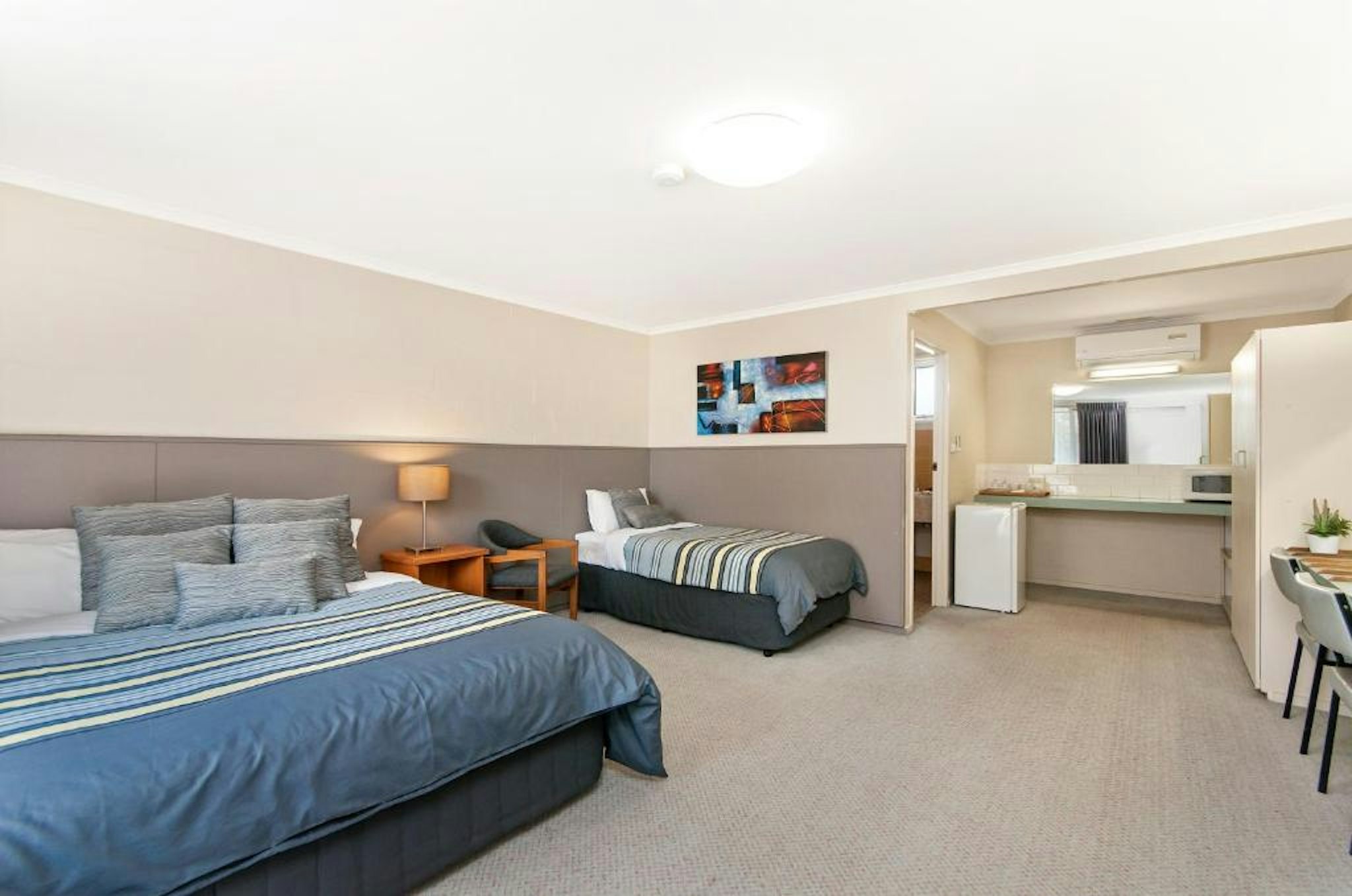 Melaleuca Motel 6/20