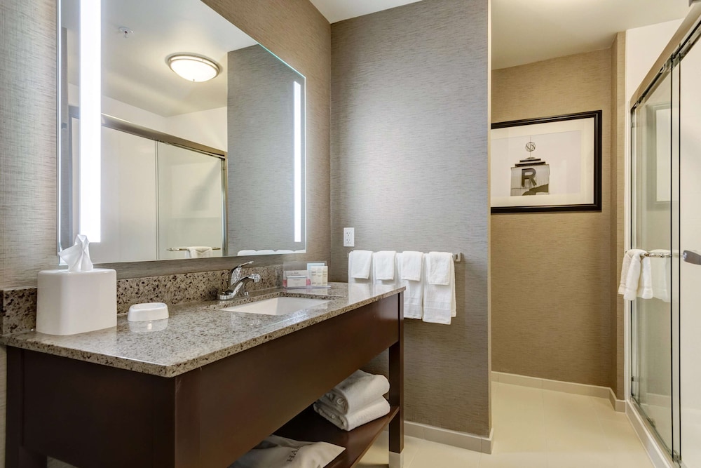 Hampton Inn Poplar Bluff 21/57