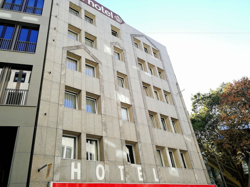 Hotel Konigshof The Arthouse 2/49