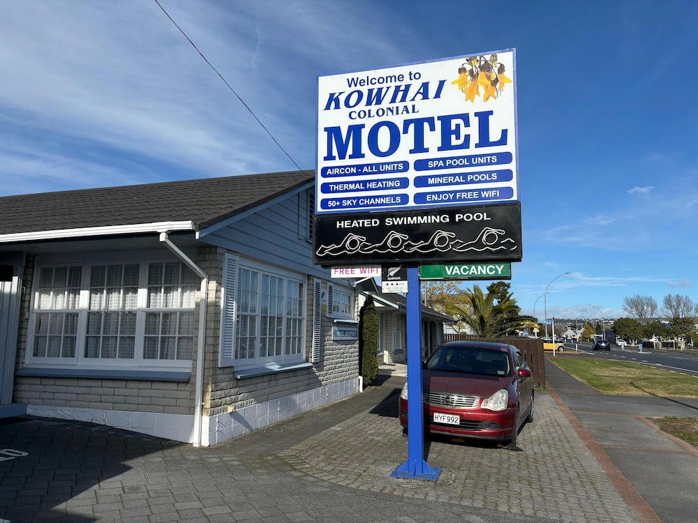 Kowhai And Colonial Motel 41/49