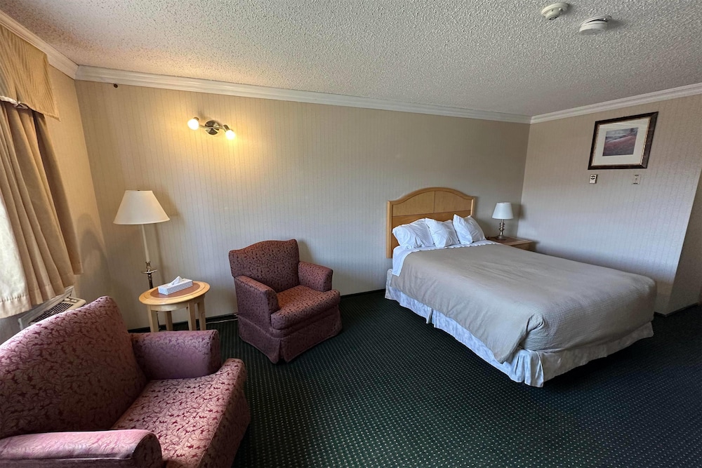 Travelodge by Wyndham Chetwynd 20/42