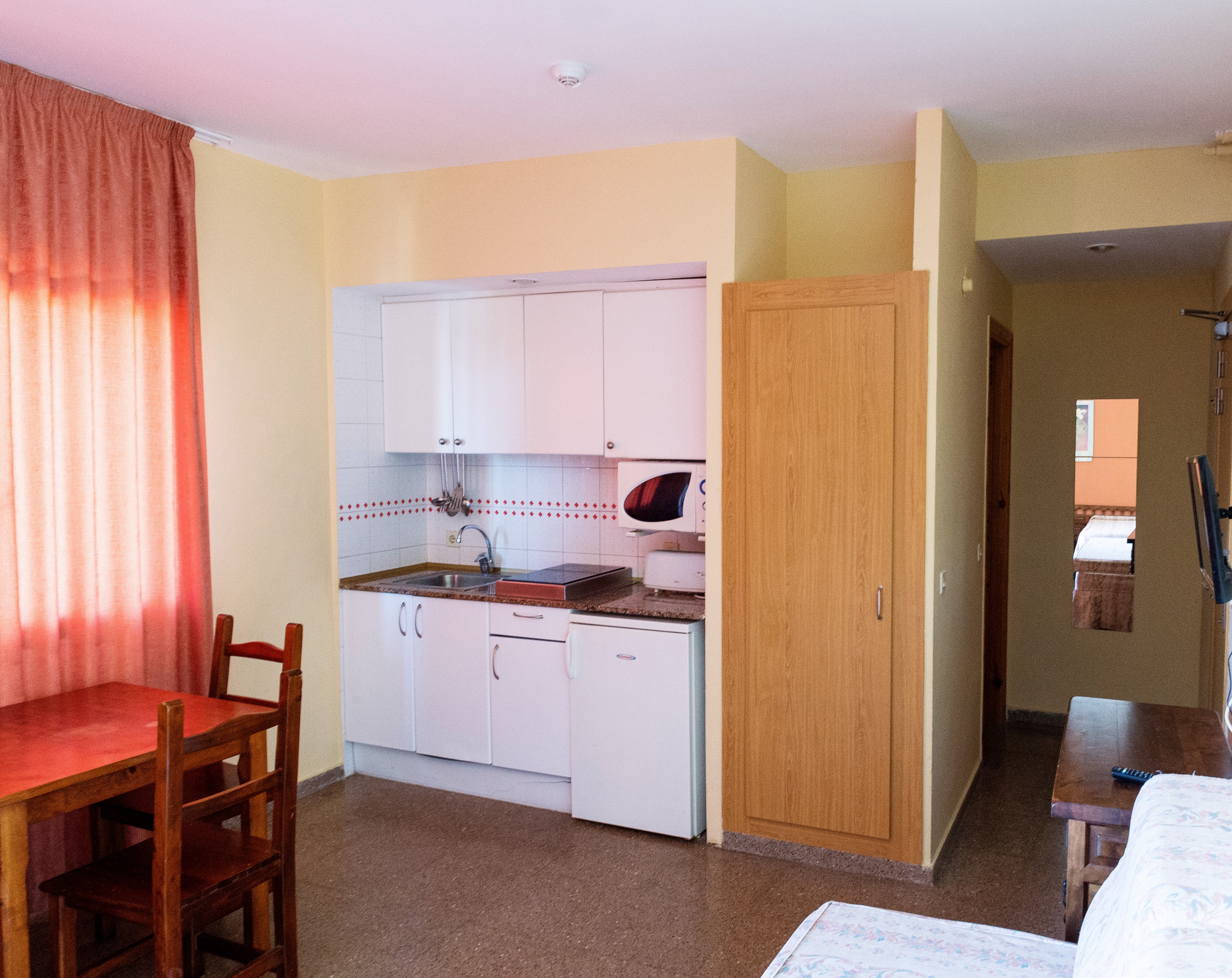 Aparthotel Las Mariposas 4/29