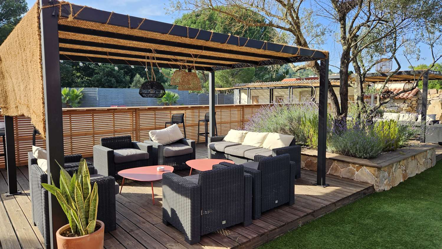 Best Western Les Portes de Provence 8/21