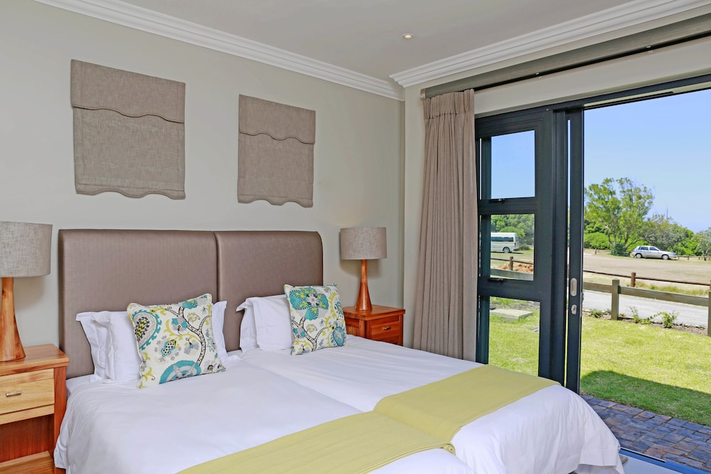 Brenton Haven 8/75