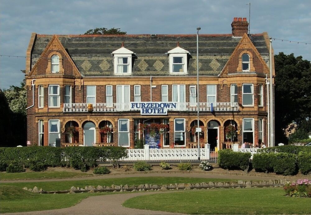 Furzedown Hotel 3/74