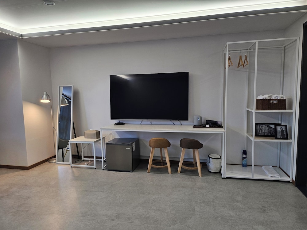 Mokpo White Windmill Guesthouse 33/43