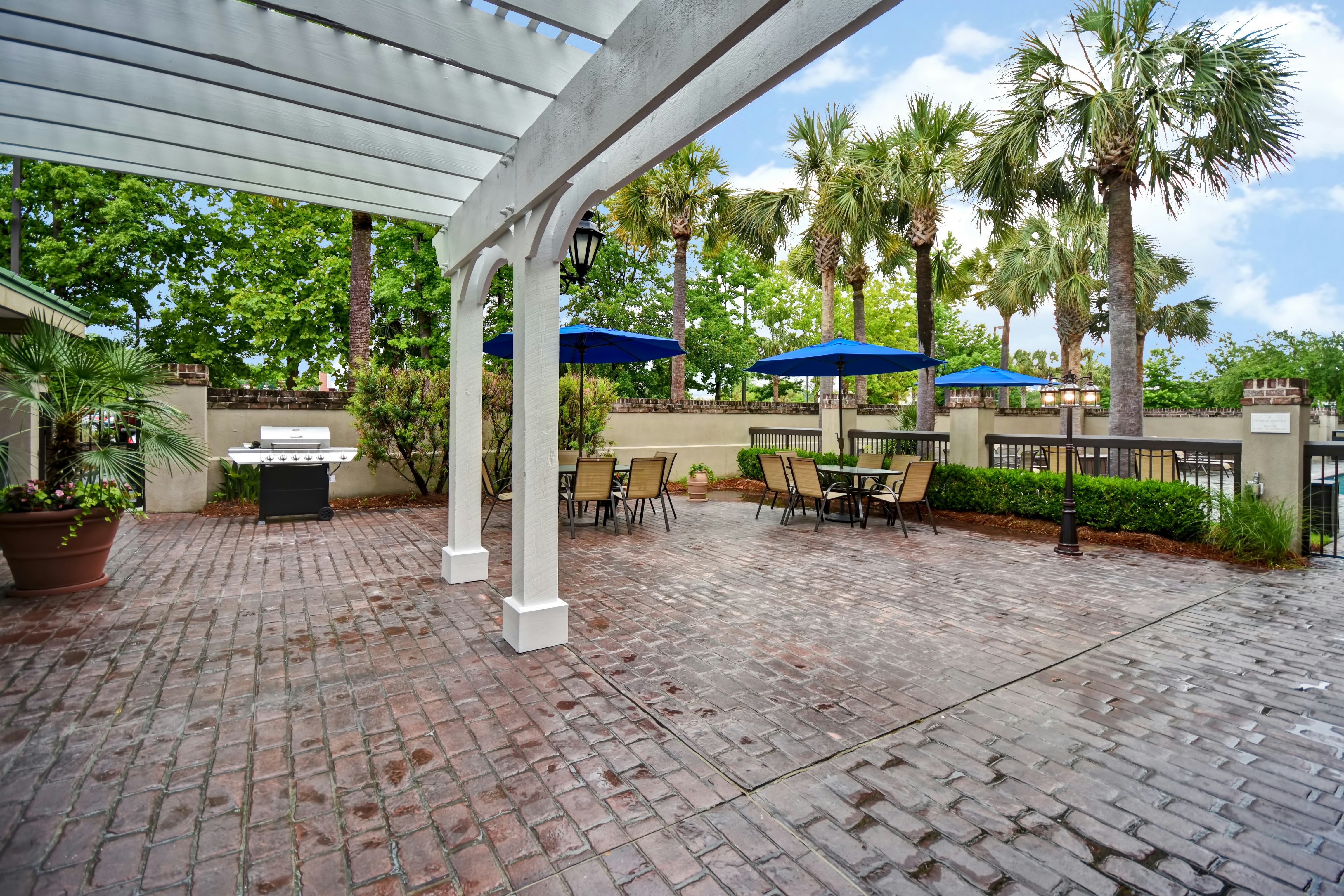 Hampton Inn Suites Charleston West Ashley 52/56
