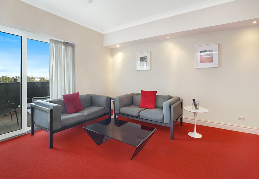 Sydney Airport Suites 34/50