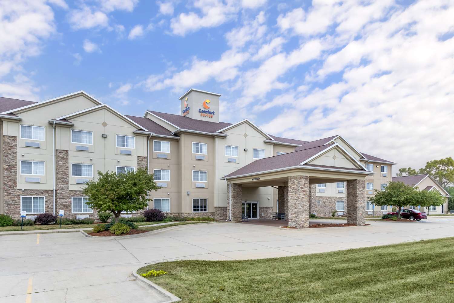 Comfort Suites Cedar Falls Industrial Park 4/34